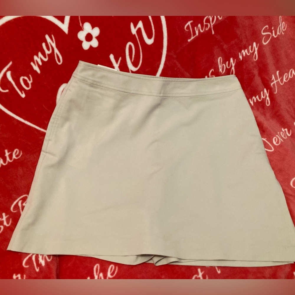 🌷ASHWORTH Ladies Stone Color Golf Skort Features Side Zipper Sz 14 NWT